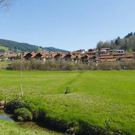 Holiday Village - Dal01041-syd Missen